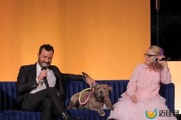 Justin Theroux, Kuma Theroux, and Amy Sedaris speak o<em></em>nstage at the Humane Society of the United States To The Rescue! New York Gala on Friday, Nov. 3, 2023
