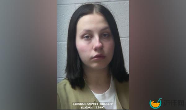 Angel Newberry, 18, was charged in a felony arrest warrant for failing to report a death to law enforcement. 