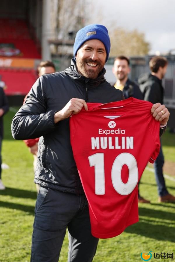 Wrexham co-owner Ryan Reynolds is a Paul Mullin fan