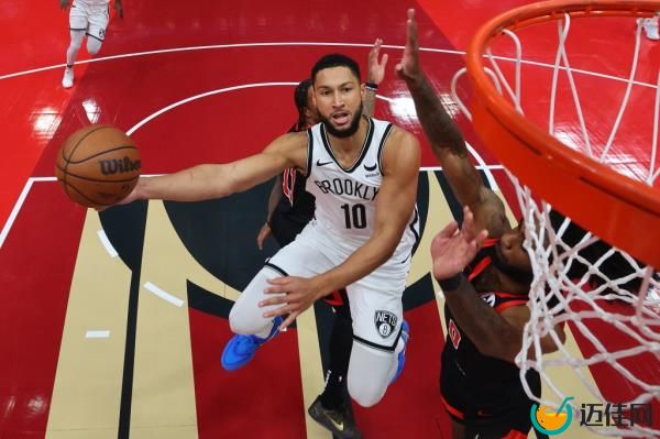 Simmons missed the game on Saturday with a prearranged night off to manage his back injury.