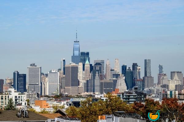  The most modern towers in New York -- such as at Hudson Yards, Manhattan West, the World Trade Center and One Vanderbilt -- are all nearly full.