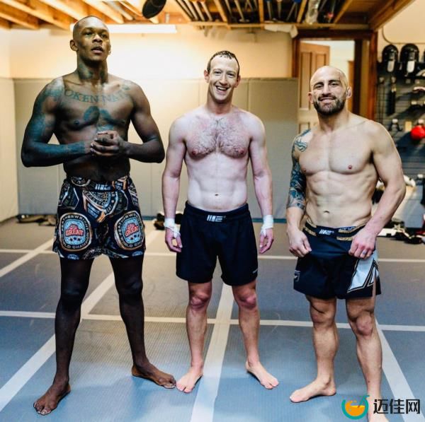 Mark Zuckerberg, 39, flexed his six-pack abs alo<em></em>ngside UFC champs Israel Adesanya (left) and Alex Volkanovski (right) in an Instagram photo posted on Tuesday.