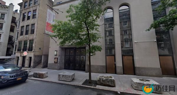 重金属破坏者用红眼：警察的威胁涂鸦破坏了纽约犹太教堂