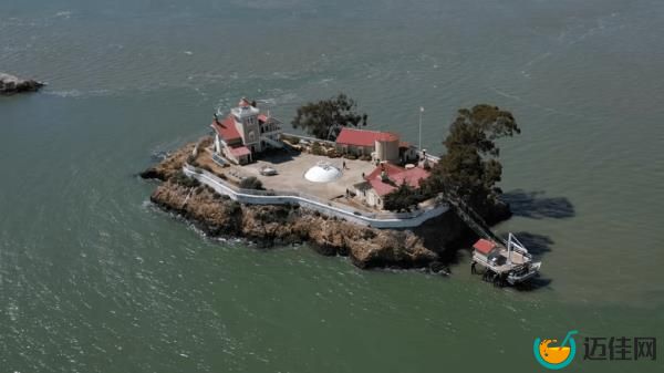 East Brother Light Station is one of the oldest co<em></em>ntinuously operating lighthouses in the country.
