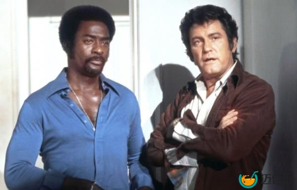 Ed Bernard, Earl Holliman in 