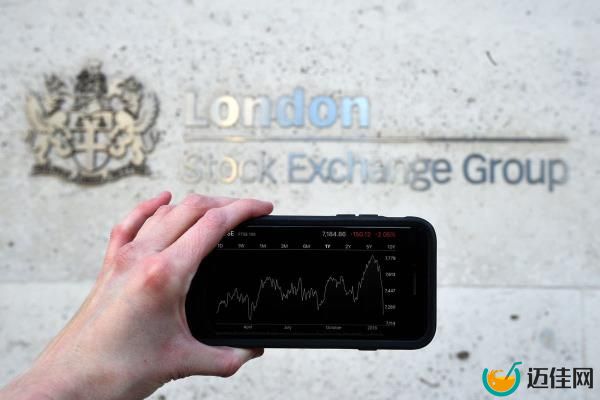英国股市滞后，博彩巨头的亏损拖累富时100指数