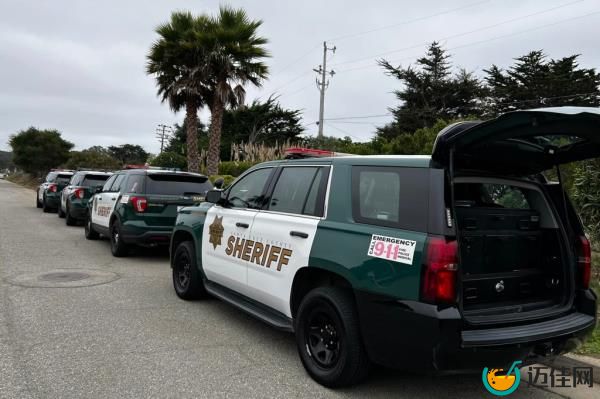 A Santa Cruz County Sheriff