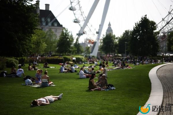 英国迎来了今年最热的一天，但英国气象局警告称，好天气将在周日结束