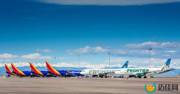 由于IT故障，美国航空公司取消了超过1000个航班，导致数千个航班起飞