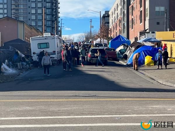denver migrant encampment zuni and speer.jpg