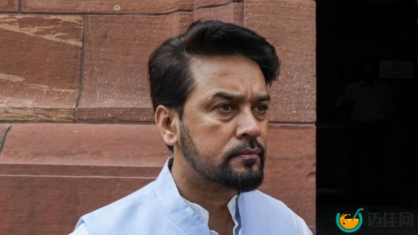 反对党领袖阿努拉格·塔库尔(Anurag Thakur)不再是国会议员，他逃避了辩论